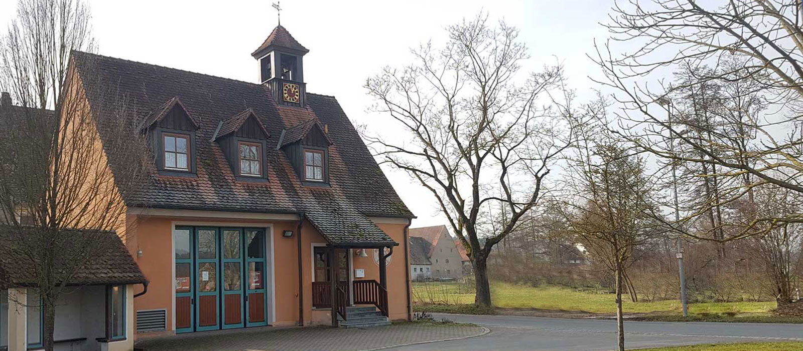 Willkommen in Fetzelhofen (Feuerwehrhaus)